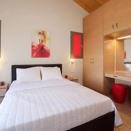 Sleeps 6 Pool Wifi Muszáta