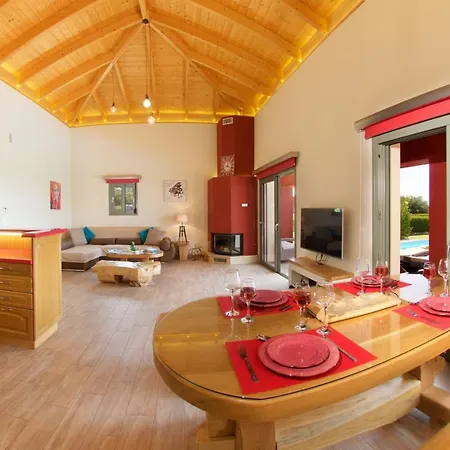 Sleeps 6 Pool Wifi ヴィラ Mousata